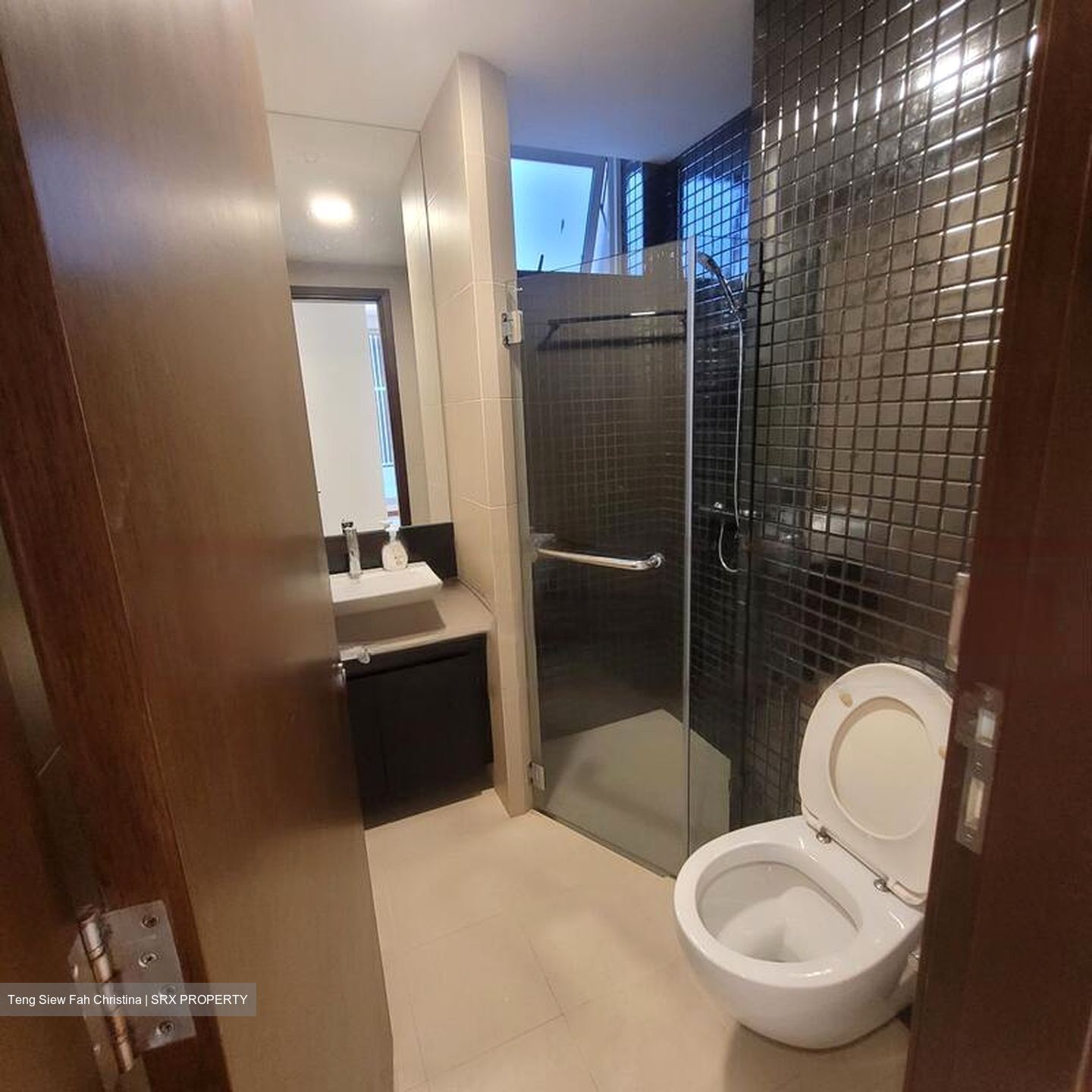East Galleria (D15), Apartment #482575431